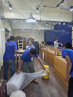 ขนย้านเฟอร์นิเจอร์