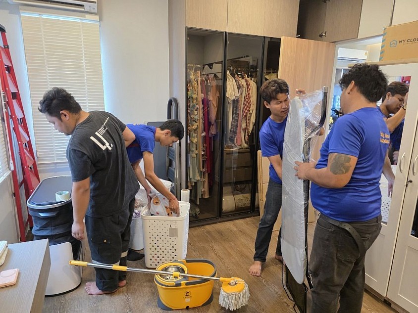 ขนย้าย